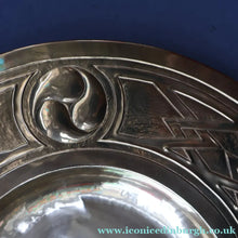 Load image into Gallery viewer, Antique GLASGOW SCHOOL Arts and Crafts Brass Wall Charger with Celtic Knotwork Pattern.  Fine Antique Metalwork
