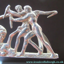 Load image into Gallery viewer, Antique Scottish Silver. 1890s Hamilton &amp; Inches Hallmarked Menu Holder: BEAR HUNT
