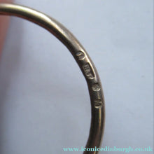Load image into Gallery viewer, Antique Scottish Silver. 1890s Hamilton &amp; Inches Hallmarked Menu Holder: BEAR HUNT
