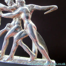 Load image into Gallery viewer, Antique Scottish Silver. 1890s Hamilton &amp; Inches Hallmarked Menu Holder: BEAR HUNT
