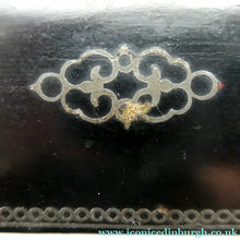 Load image into Gallery viewer, ANTIQUE Victorian Papier Mache Snuff Box with Inlaid Lid
