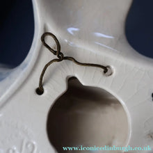 Load image into Gallery viewer, B/ Large Vintage BESWICK Seagull Wall Plaque. Model Number 658/2
