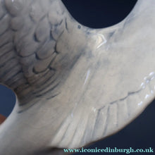 Load image into Gallery viewer, B/ Large Vintage BESWICK Seagull Wall Plaque. Model Number 658/2
