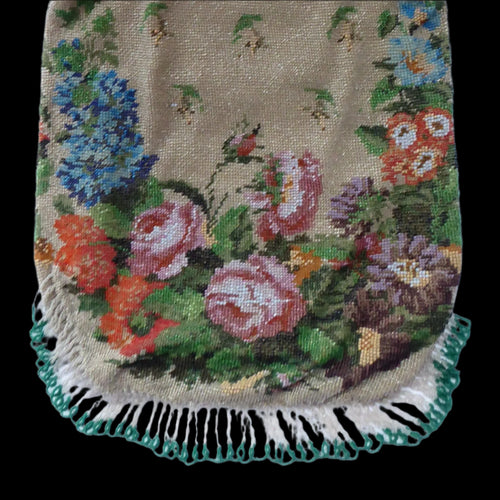 ART DECO Glass Lampwork Beaded Bag with Fine Engraved Metal Clasp & Chain.  LARGE Fabulous Vintage Evening Bag. Made of the Tiniest of Beads