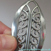 Load image into Gallery viewer, Vintage 1970s Scottish CEARD Pewter Brooch. Entitled MOOR FERN

