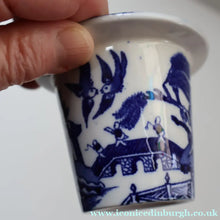 Load image into Gallery viewer, RARE 1920s ROYAL DOULTON Miniature Meat Pot. Flow Blue with Traditional Willow Pattern - British Ceramics
