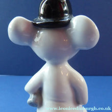 Load image into Gallery viewer, Vintage Wade Ceramic Figurine. ADRUNDEL TOWN MOUSE
