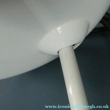 Load image into Gallery viewer, Pre-loved Contemporary Genuine FRITZ HANSEN White Enamel KAISER IDELL Desk Lamp
