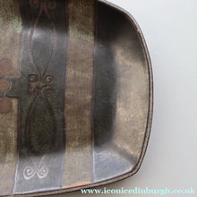 Load image into Gallery viewer, CORNISH STUDIO POTTERY. 1970s Massive Oblong Plate Made at Polperro Pottery
