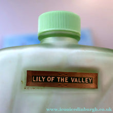 Load image into Gallery viewer, COSMETICS INTEREST. Vintage DUBARRY Lily of the Valley Gift Set. In original presentation box
