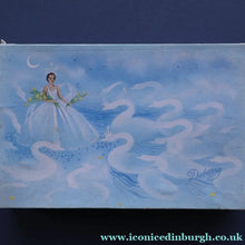 Load image into Gallery viewer, COSMETICS INTEREST. Vintage DUBARRY Lily of the Valley Gift Set. In original presentation box

