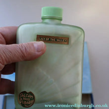 Load image into Gallery viewer, COSMETICS INTEREST. Vintage DUBARRY Lily of the Valley Gift Set. In original presentation box
