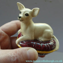 Load image into Gallery viewer, Vintage BESWICK Figurine of a Little Chihuahua Dog Lying on a Cushion
