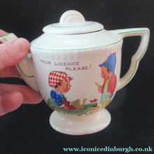 Load image into Gallery viewer, Vintage 1950s AMERSHAM Child's Nursery Tea Set. Four Place Settings
