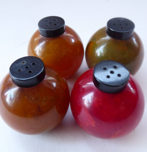 Set of Four Art Decl Bakelite Pepper Pots. Original Box 1930s