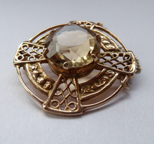 Load image into Gallery viewer, Scottish 9ct Gold Brooch 1960s by Robert Allison
