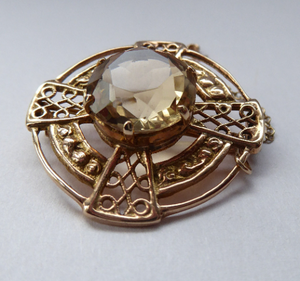 Scottish 9ct Gold Brooch 1960s by Robert Allison