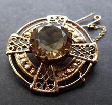 Load image into Gallery viewer, Scottish 9ct Gold Brooch 1960s by Robert Allison
