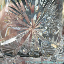 Load image into Gallery viewer, EDINBURGH CRYSTAL. Vintage 1980s Mallet Shape Whisky Decanter STAR OF EDINBURGH Pattern
