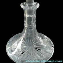 Load image into Gallery viewer, EDINBURGH CRYSTAL. Vintage 1980s Ship's Decanter STAR OF EDINBURGH Pattern. 10 inches
