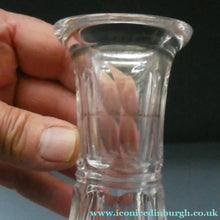 Load image into Gallery viewer, EDINBURGH CRYSTAL. Vintage 1980s Ship's Decanter STAR OF EDINBURGH Pattern. 11 inches

