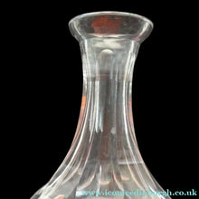 Load image into Gallery viewer, APPIN PATTERN. Vintage Edinburgh Crystal Decanter. Height 11 3/4 inches
