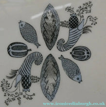 Load image into Gallery viewer, Vintage 1950s Wedgwood FIVE DESSERT PLATES. Persephone / Harvest Festival Pattern with Stylised Fish
