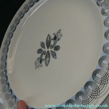 Load image into Gallery viewer, Vintage 1950s Wedgwood FIVE DESSERT PLATES. Persephone / Harvest Festival Pattern with Stylised Fish
