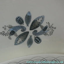 Load image into Gallery viewer, Vintage 1950s Wedgwood LARGER SERVING PLATTER. Persephone / Harvest Festival Pattern
