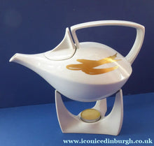 Load image into Gallery viewer, Friesland Porcelain Teaset. Golden Dream Decoration
