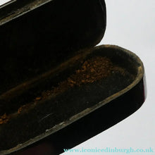 Load image into Gallery viewer, ANTIQUE Snuff Box. Georgian Papier Mache Box with Take a Pinch Mott
