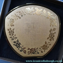 Load image into Gallery viewer, JOB LOT: Five Vintage 1950s / 1960s Gold-Tone Powder Compacts
