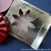 Load image into Gallery viewer, JOB LOT: Four Vintage 1950s / 1960s Plastic Powder Compacts by Evette, Goya and Gala of London
