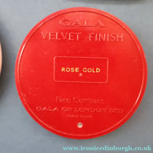 Load image into Gallery viewer, JOB LOT: Four Vintage 1950s / 1960s Plastic Powder Compacts by Evette, Goya and Gala of London
