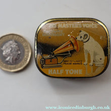 Load image into Gallery viewer, FOUR Vintage Gramophone Needles Tin with Needles. Good Condition
