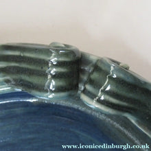 Load image into Gallery viewer, Geroge Ormerod Large Studio Pottery Platter Decoration with Fish
