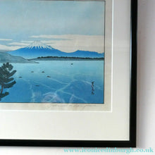 Load image into Gallery viewer, Gihachiro Okuyama (1907 - 1981). Vintage Japanese Woodblock Print of Mount Fuji
