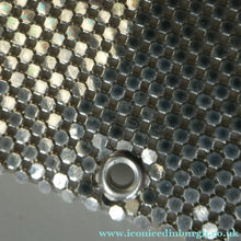 Load image into Gallery viewer, Glittery Vintage SILVER Glomesh Disco Evening Clutch Bag or Purse. Fancy Diamante Clasp Detail
