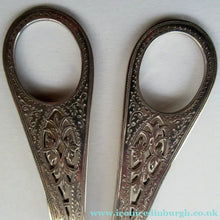 Load image into Gallery viewer,  Victorian SOLID SILVER Grape Scissors  in Fitted Leather Case

