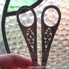 Load image into Gallery viewer,  Victorian SOLID SILVER Grape Scissors  in Fitted Leather Case
