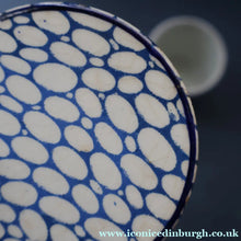 Load image into Gallery viewer, Highly Collectable 1930s Mailing Pottery Blue COBBLESTONE Lidded Spice Jar: PEPPER

