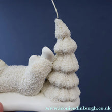 Load image into Gallery viewer, JOB LOT: Group of Seven Vintage Snow Babies Figurines. All in Good Condition
