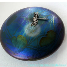 Load image into Gallery viewer, GLASFORM Paperweight by John Ditchfield. Iridescent Lily Pad with Silver Dragonfly Embellishment
