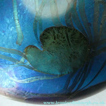 Load image into Gallery viewer, GLASFORM Paperweight by John Ditchfield. Iridescent Lily Pad with Silver Dragonfly Embellishment
