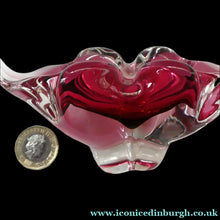 Load image into Gallery viewer, HOSPODKA Chribska. Fine MINIATURE 1960s Pink and Clear Cased Glass Bowl with Wing Details
