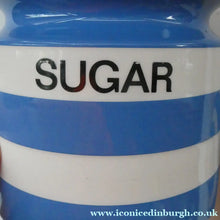 Load image into Gallery viewer, LARGE 1960s Judith Onions TG Green Cornishware Lidded SUGAR Storage Jar. 7 inches
