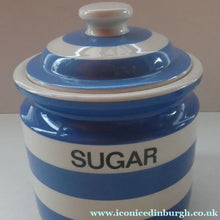 Load image into Gallery viewer, LARGE 1960s Judith Onions TG Green Cornishware Lidded SUGAR Storage Jar. 7 inches
