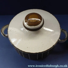 Load image into Gallery viewer, Vintage Midwinter Stoneware Tureen. Rare Earth Pattern
