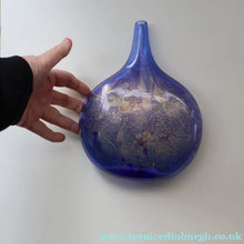 Load image into Gallery viewer, LARGE Azurene Vintage 1980s ISLE OF WIGHT Glass Royal Blue and Gold Lollipop Vase
