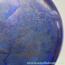 Load image into Gallery viewer, LARGE Azurene Vintage 1980s ISLE OF WIGHT Glass Royal Blue and Gold Lollipop Vase
